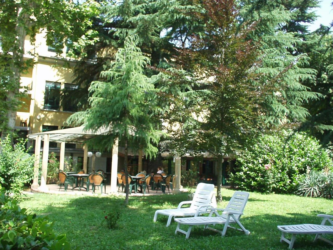 Hotel Salus Salice Terme Εξωτερικό φωτογραφία